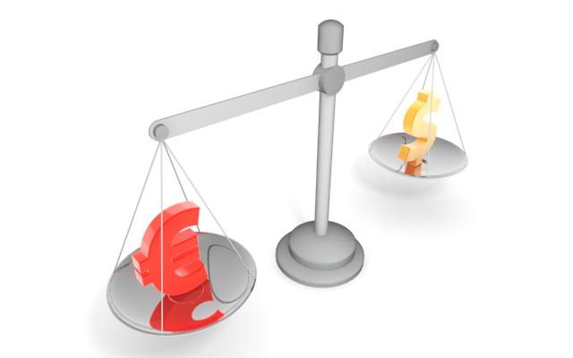 均衡を保つ / 投資 / イラスト素材/無料で使える/ビジネスシーン/経営 - イラスト/写真/フリー素材/クリップアート/フォト/商用使用OK